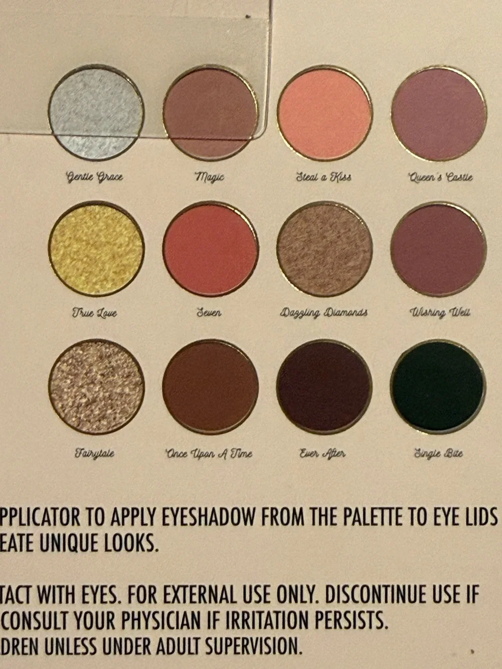 Disney's Snow White And The Seven Dwarfs - 12 Color Eyeshadow Palette - New